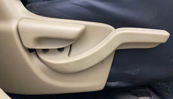 2017 Honda Amaze 1.2L I-VTEC S, Petrol, Manual, 28,471 km, Driver Side Adjustment Panel