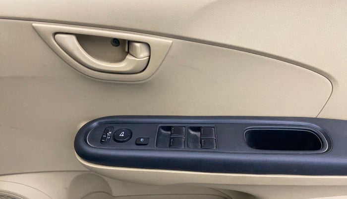 2017 Honda Amaze 1.2L I-VTEC S, Petrol, Manual, 28,471 km, Driver Side Door Panels Control