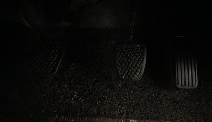 2017 Honda Amaze 1.2L I-VTEC S, Petrol, Manual, 28,471 km, Pedals