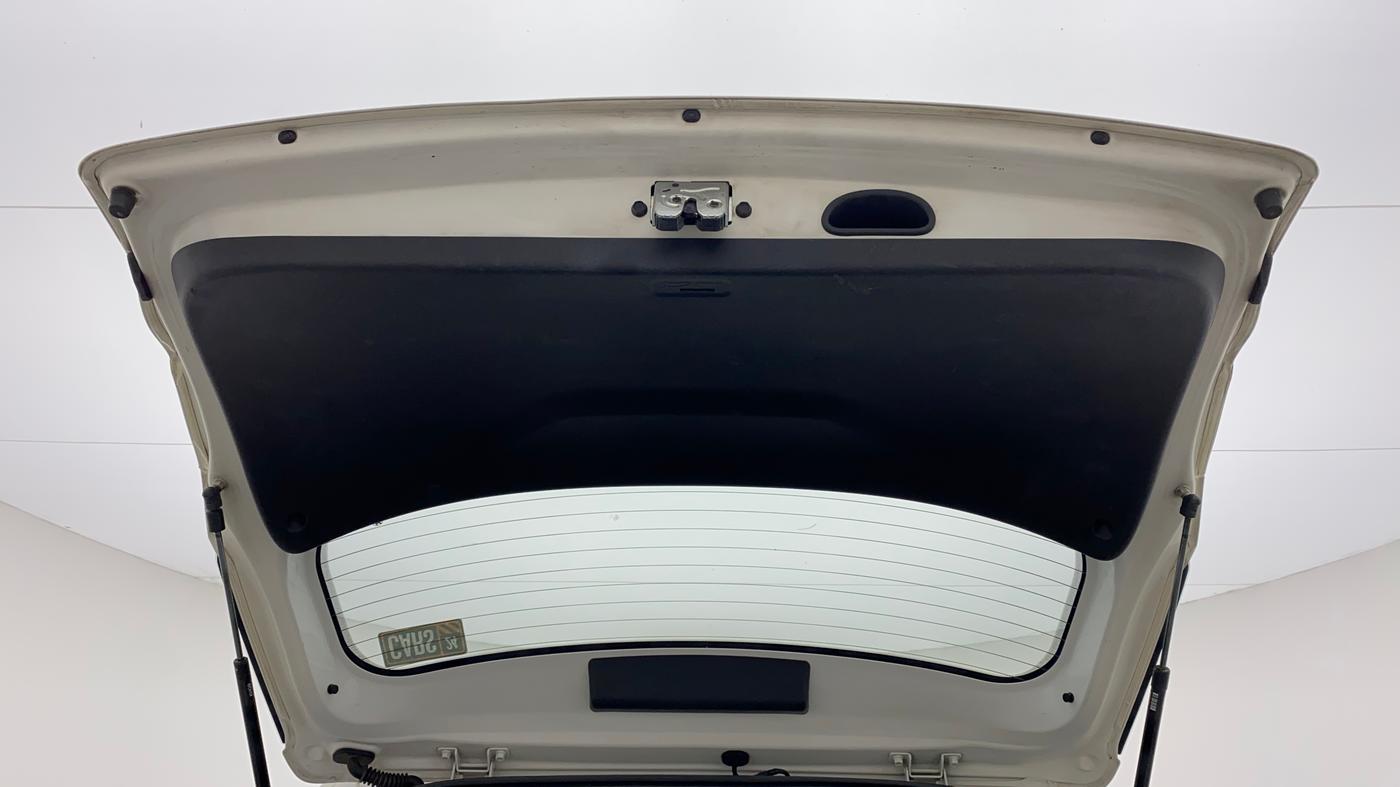 2015 Hyundai Creta SX 1.6 DIESEL, Diesel, Manual, 1,07,555 km, Boot Door Open
