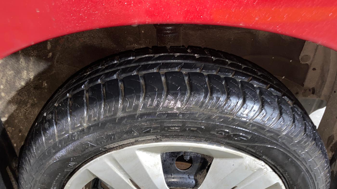 2016 Maruti Wagon R 1.0 VXI, Petrol, Manual, 9,308 km, Right Front Tyre Tread
