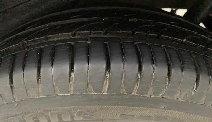 2017 Maruti Wagon R 1.0 VXI + (O) AMT, Petrol, Automatic, 29,785 km, Left Rear Tyre Tread