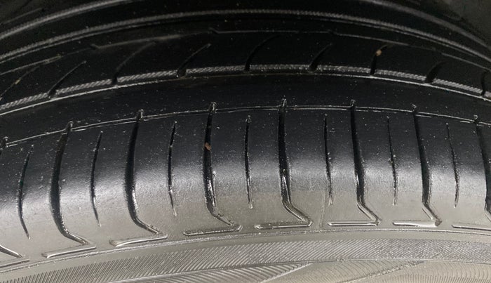 2023 Volkswagen TAIGUN GT PLUS 1.5 TSI DSG, Petrol, Automatic, 78,954 km, Right Rear Tyre Tread