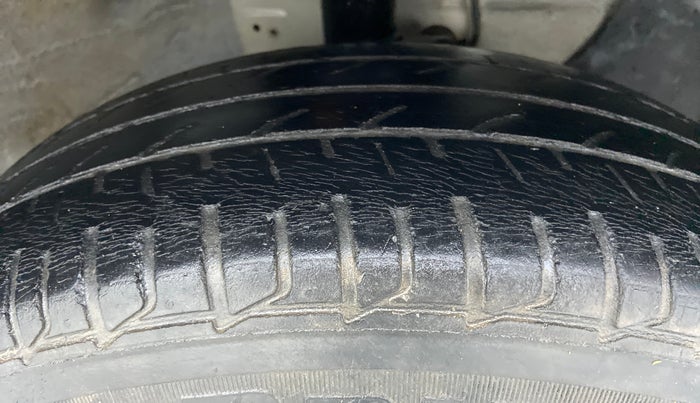 2018 Hyundai Elite i20 Magna Executive Diesel, Diesel, Manual, 30,883 km, Right Front Tyre Tread