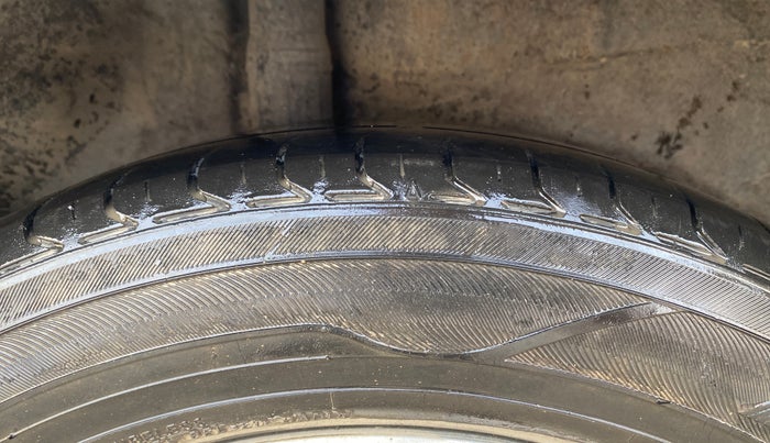 2018 Honda WR-V 1.5L I-DTEC S MT, Diesel, Manual, 1,20,044 km, Right Rear Tyre Tread