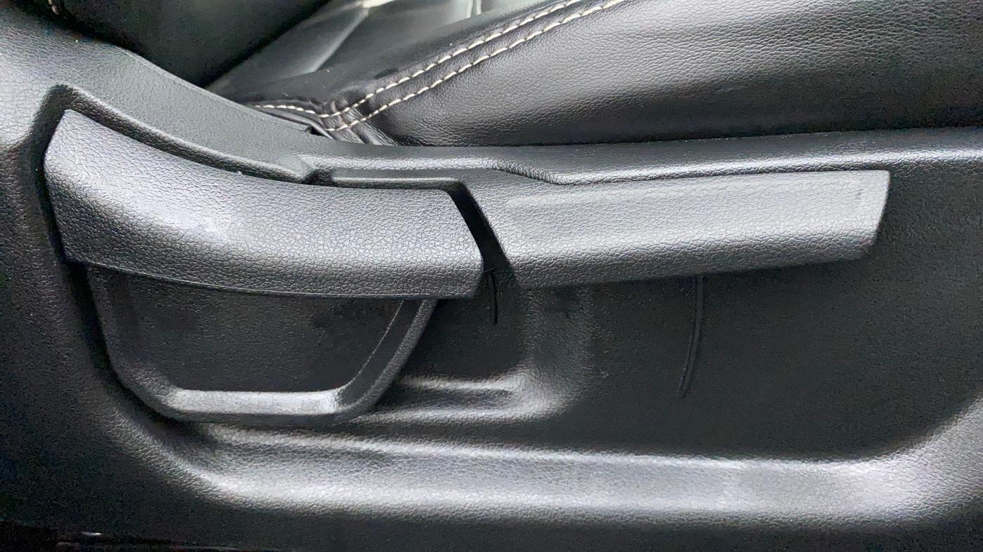 2021 Hyundai Creta S 1.5 PETROL, Petrol, Manual, 19,544 km, Driver Side Adjustment Panel