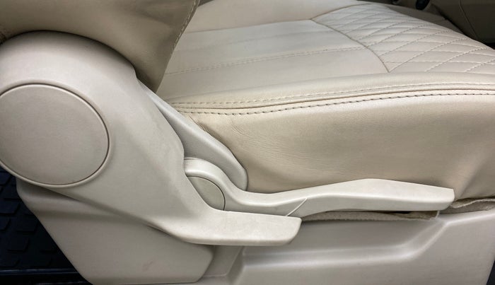 2020 Maruti Ertiga ZXI Plus SHVS, Petrol, Manual, 53,558 km, Driver Side Adjustment Panel