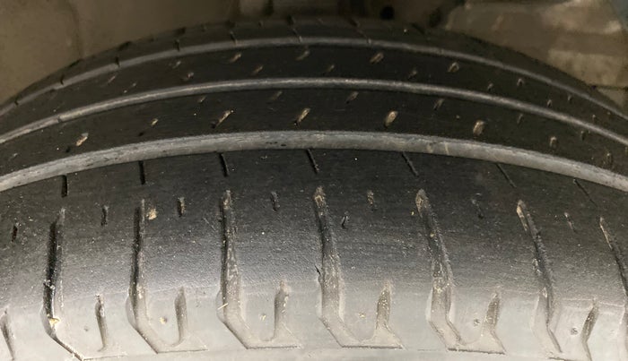 2020 Maruti Ertiga ZXI Plus SHVS, Petrol, Manual, 53,558 km, Right Front Tyre Tread
