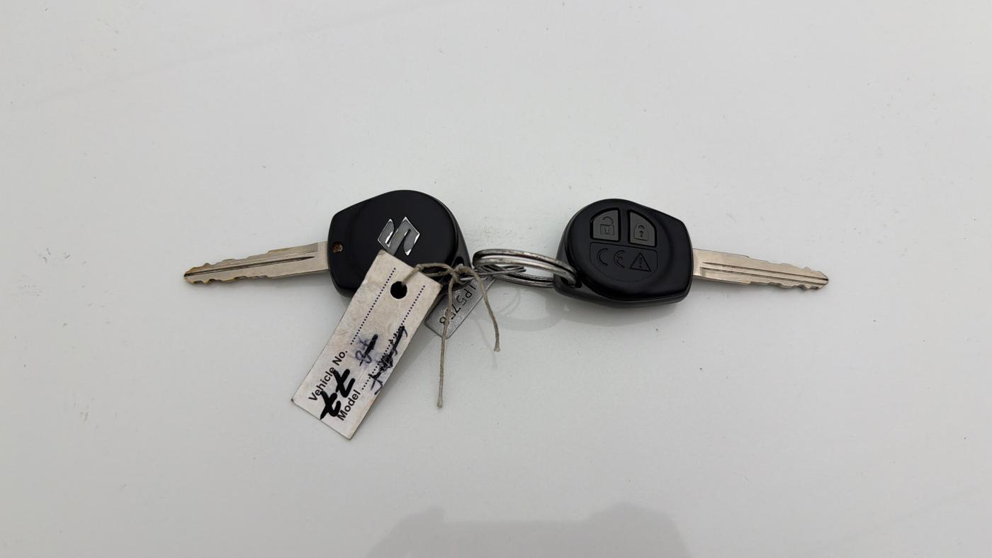 2023 Maruti BREZZA VXI AT SMART HYBRID, Petrol, Automatic, 56,120 km, Key Close Up