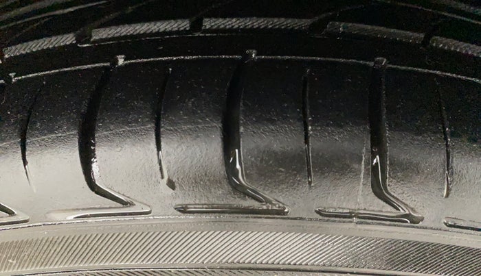 2015 Tata Zest XMS PETROL, Petrol, Manual, 63,165 km, Right Front Tyre Tread