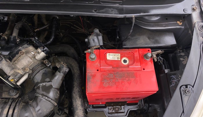 2013 Hyundai i10 ERA 1.1, Petrol, Manual, 34,186 km, Engine View - Left