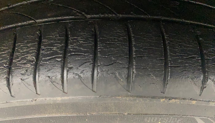 2017 Honda WR-V 1.2L I-VTEC VX MT, Petrol, Manual, 72,856 km, Right Front Tyre Tread