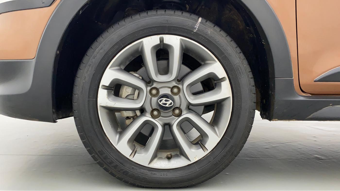 2019 Hyundai i20 Active 1.2 SX, Petrol, Manual, 21,392 km, Left Front Wheel
