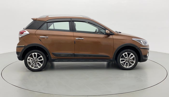 2019 Hyundai i20 Active 1.2 SX, Petrol, Manual, 21,392 km, Right Side View