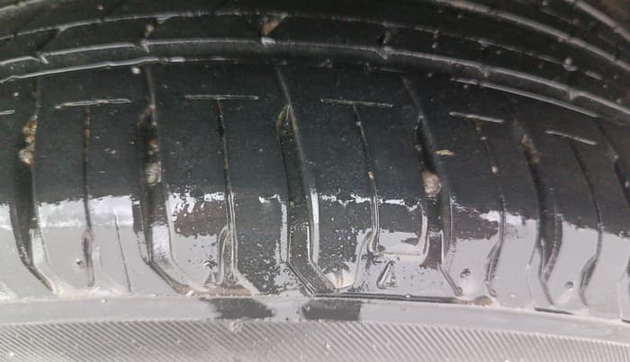 2019 Volkswagen Polo TRENDLINE 1.0L, Petrol, Manual, 54,266 km, Left Rear Tyre Tread