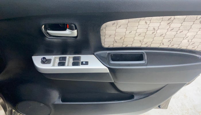 2016 Maruti Wagon R 1.0 VXI AMT, Petrol, Automatic, 23,178 km, Driver Side Door Panels Control