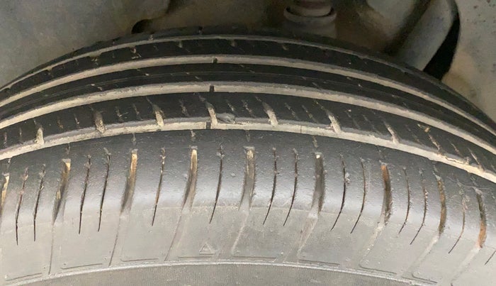 2021 Tata Harrier XM 2.0L KRYOTEC, Diesel, Manual, 47,064 km, Right Rear Tyre Tread