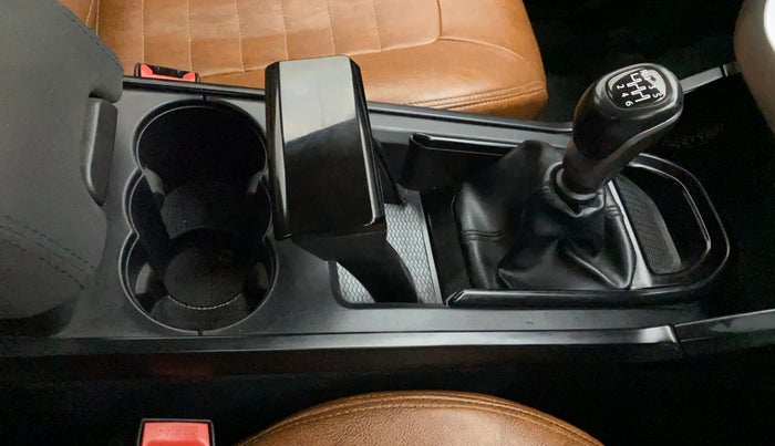 2021 Tata Harrier XM 2.0L KRYOTEC, Diesel, Manual, 47,064 km, Gear Lever