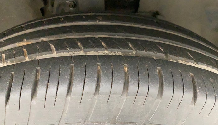 2021 Tata Harrier XM 2.0L KRYOTEC, Diesel, Manual, 47,064 km, Right Front Tyre Tread