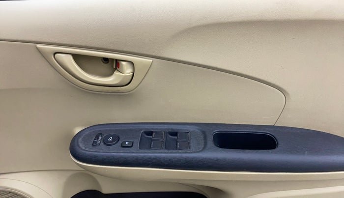 2015 Honda Brio S MT, Petrol, Manual, 58,346 km, Driver Side Door Panels Control