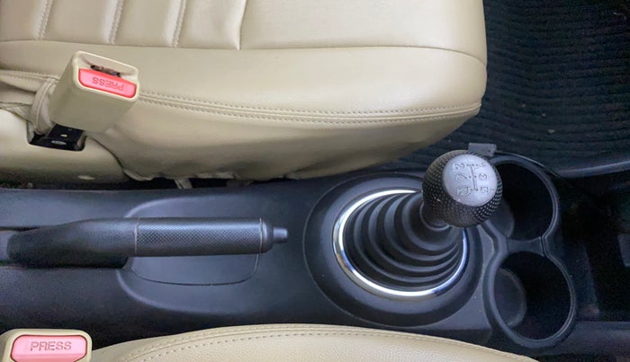 2015 Honda Brio S MT, Petrol, Manual, 58,346 km, Gear Lever