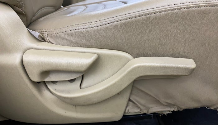 2015 Honda Brio S MT, Petrol, Manual, 58,346 km, Driver Side Adjustment Panel