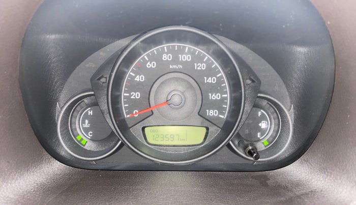 2015 Hyundai Eon ERA +, CNG, Manual, 1,23,572 km, Odometer Image