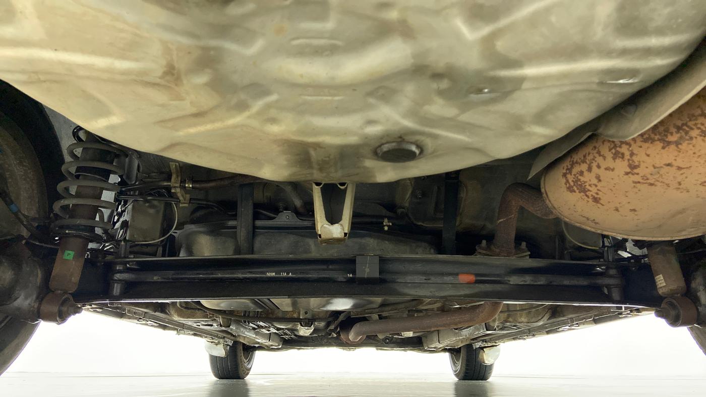 2011 Toyota Corolla Altis 1.8 G, Petrol, Manual, 1,75,128 km, Rear Underbody