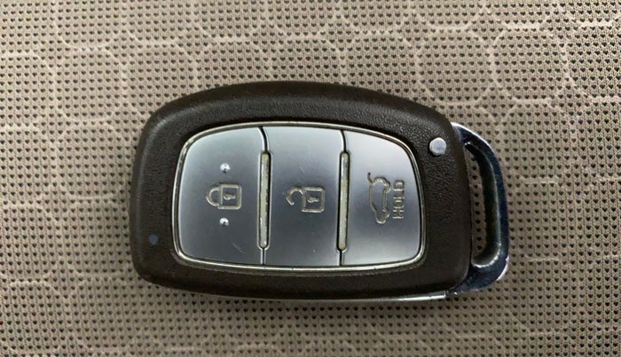 2015 Hyundai Elite i20 SPORTZ 1.2 (O), Petrol, Manual, 68,948 km, Key Close Up
