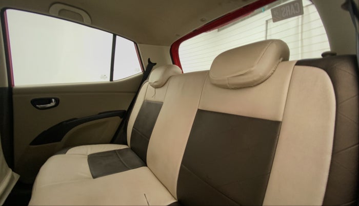 2013 Hyundai i10 SPORTZ 1.2 AT, Petrol, Automatic, 45,932 km, Right Side Rear Door Cabin