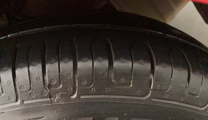 2013 Hyundai i10 SPORTZ 1.2 AT, Petrol, Automatic, 45,932 km, Left Rear Tyre Tread