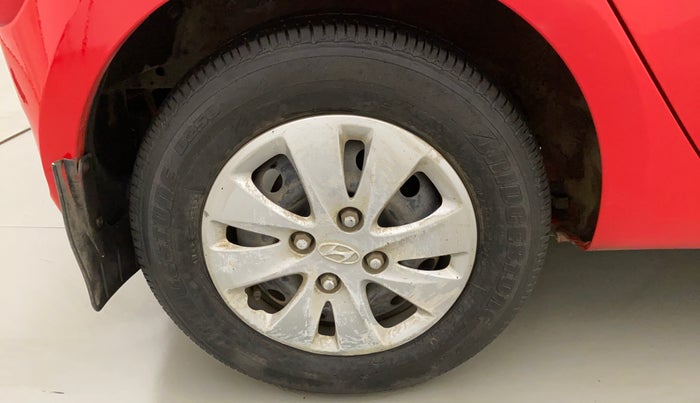 2013 Hyundai i10 SPORTZ 1.2 AT, Petrol, Automatic, 45,932 km, Right Rear Wheel