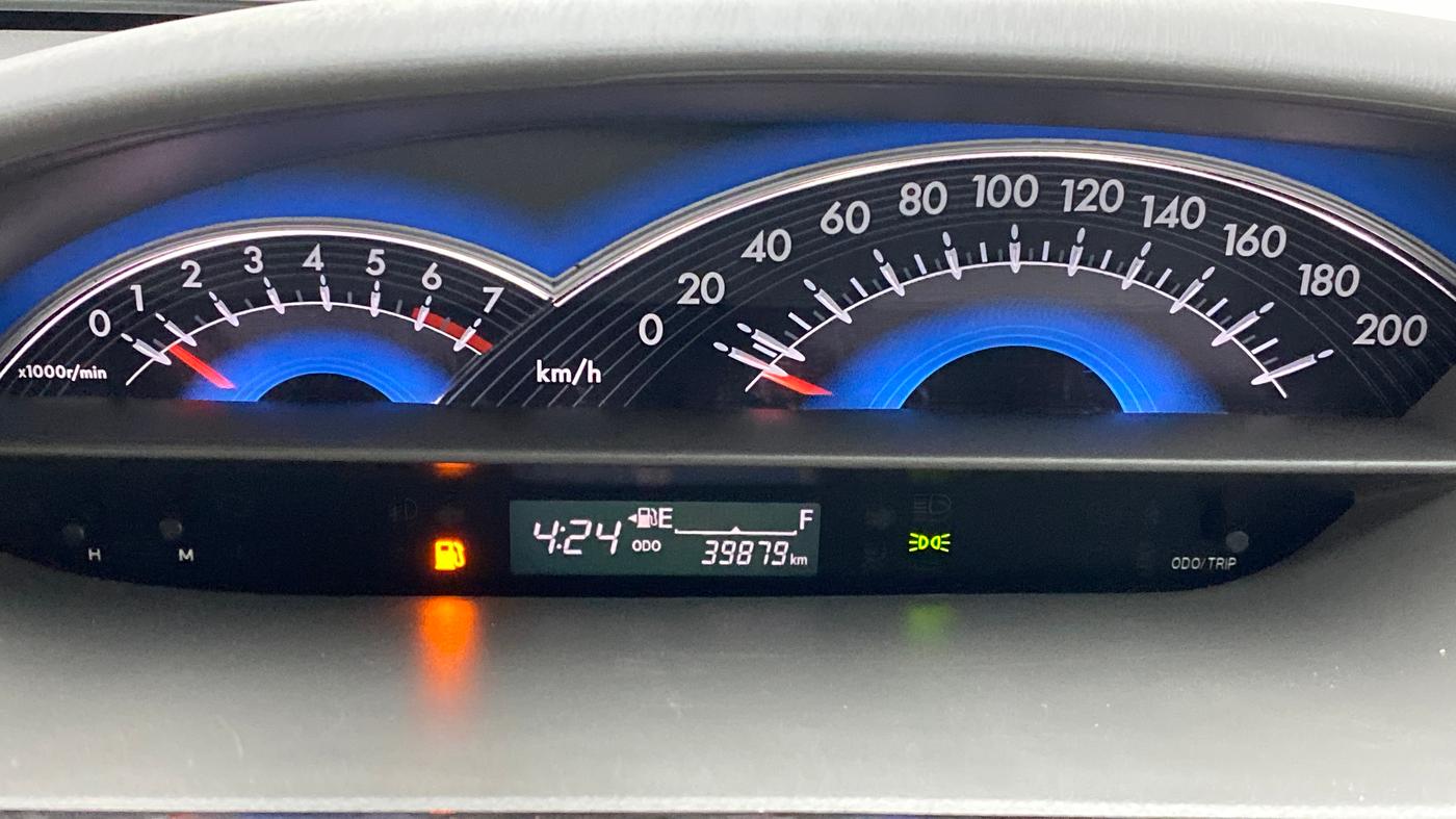 2016 Toyota Etios Liva V  LIMITED, Petrol, Manual, 39,921 km, Odometer Image