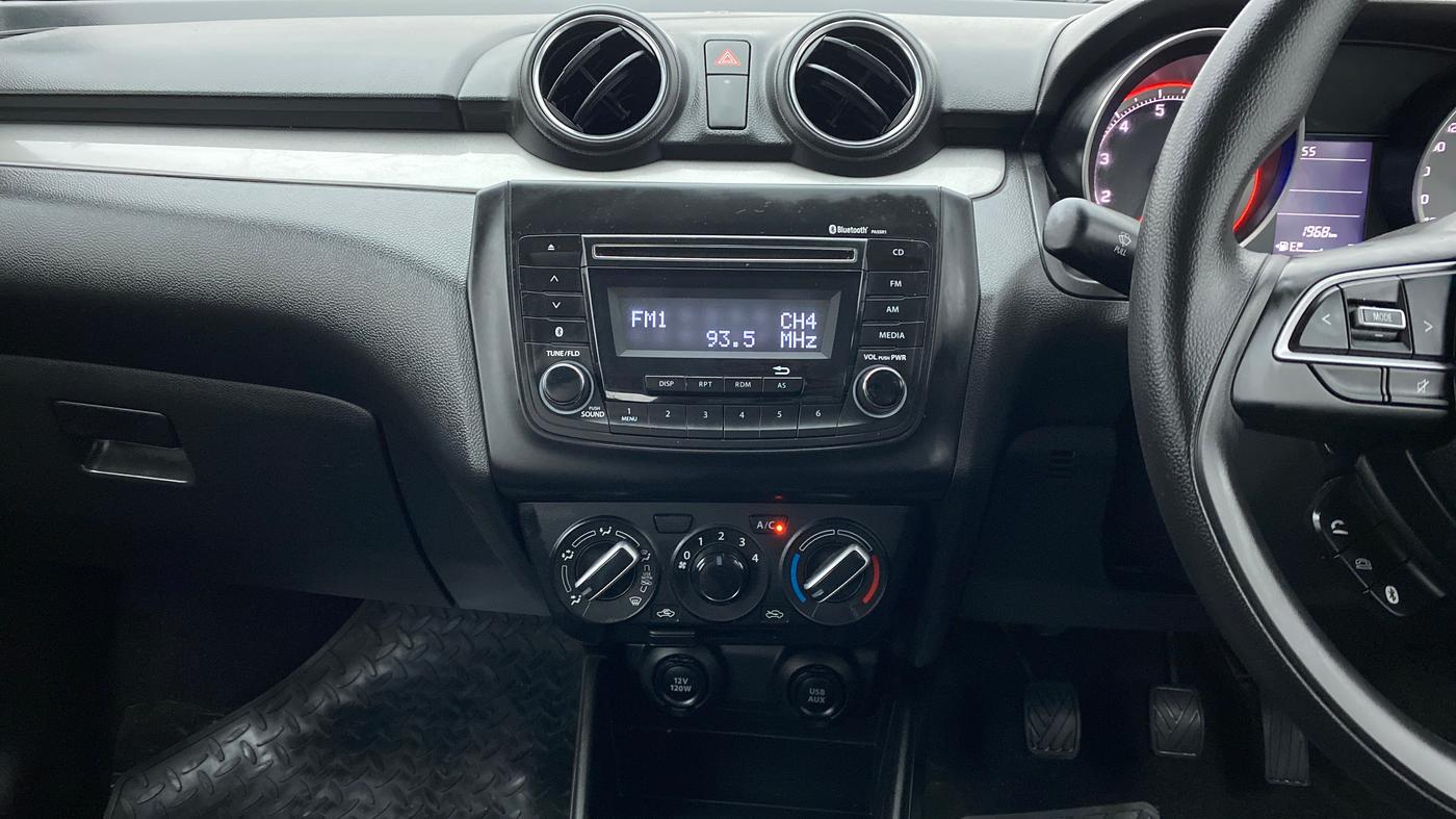 2019 Maruti Swift VXI, Petrol, Manual, 1,998 km, Air Conditioner