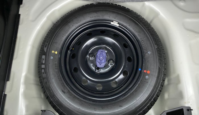 2019 Maruti Swift VXI, Petrol, Manual, 1,998 km, Spare Tyre
