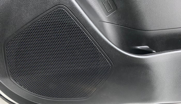 2019 Maruti Swift VXI, Petrol, Manual, 1,998 km, Speaker