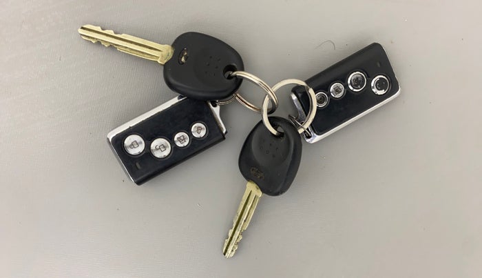 2012 Hyundai i10 MAGNA 1.2, Petrol, Manual, 56,818 km, Key Close Up