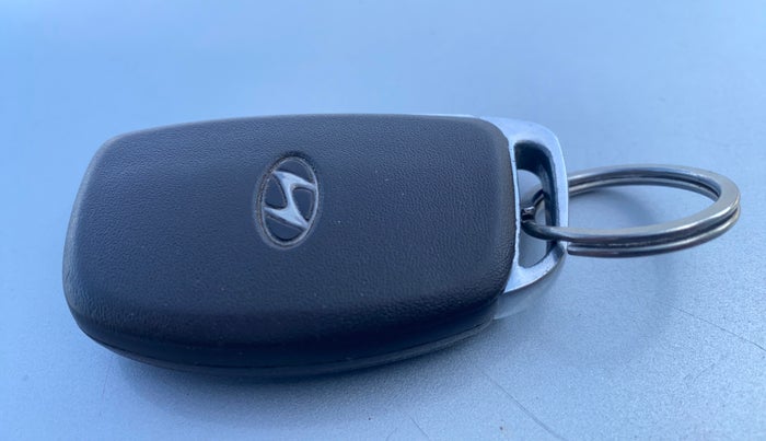 2017 Hyundai Elite i20 ASTA 1.2 (O), Petrol, Manual, 87,263 km, Key Close Up