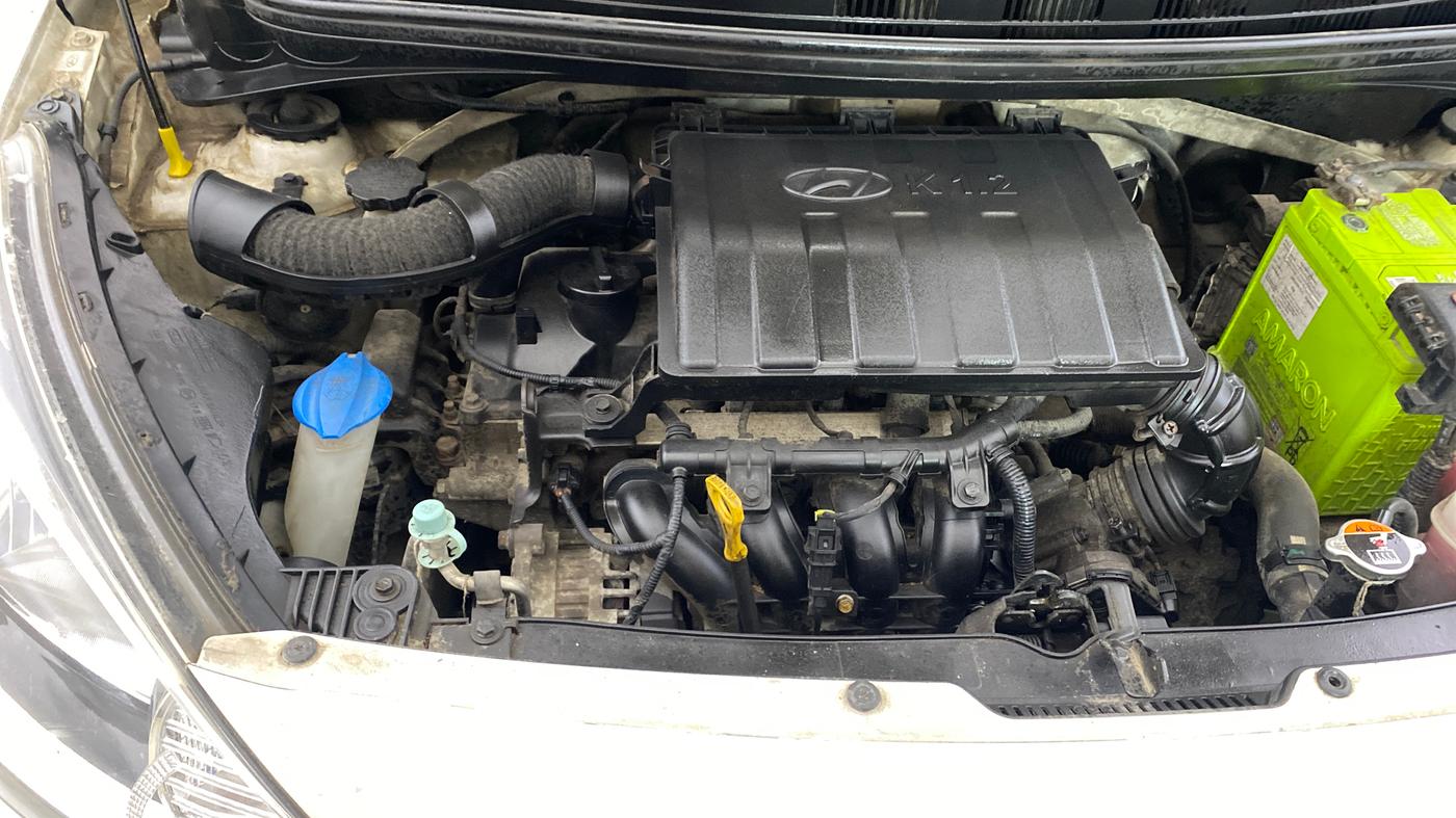 2014 Hyundai Xcent S 1.2, Petrol, Manual, 52,887 km, Engine View - Right