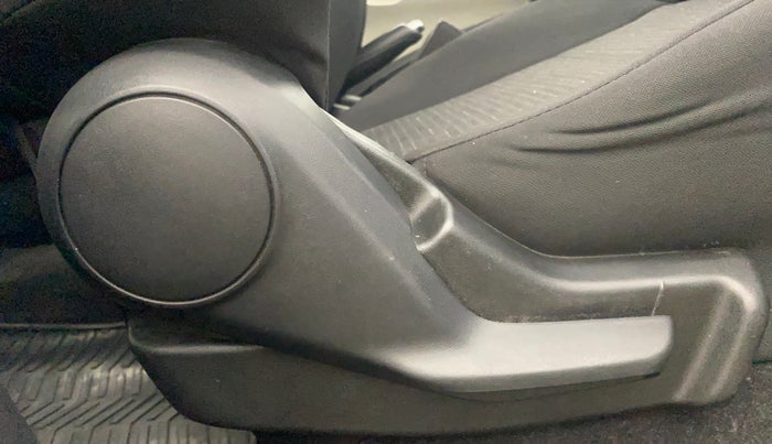 2018 Maruti IGNIS DELTA 1.2 AMT, Petrol, Automatic, 1,00,168 km, Driver Side Adjustment Panel