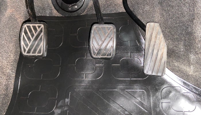 2013 Maruti Wagon R 1.0 LXI CNG, CNG, Manual, 31,196 km, Pedals