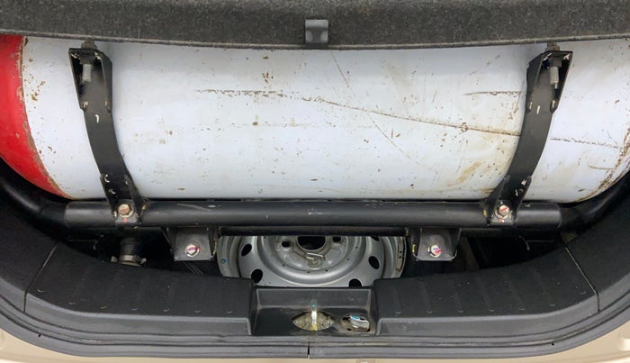 2013 Maruti Wagon R 1.0 LXI CNG, CNG, Manual, 31,196 km, Boot Inside