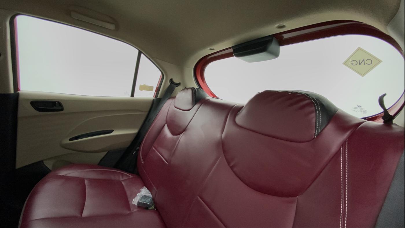 2020 Hyundai NEW SANTRO MAGNA EXECUTIVE CNG, CNG, Manual, 32,807 km, Right Side Rear Door Cabin