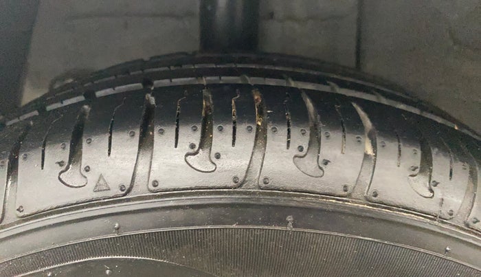 2019 Hyundai Xcent SX 1.2, Petrol, Manual, 7,339 km, Right Rear Tyre Tread