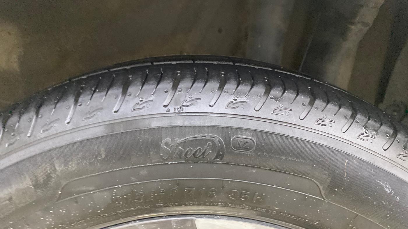 2023 KIA SONET HTX 1.0 IMT, Petrol, Manual, 57,601 km, Left Rear Tyre Tread