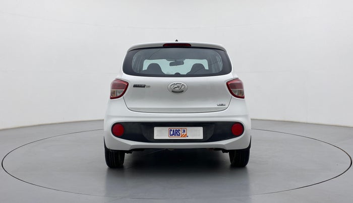 2017 Hyundai Grand i10 MAGNA 1.2 KAPPA VTVT, Petrol, Manual, 33,005 km, Back/Rear