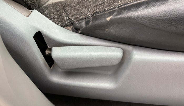 2014 Maruti Alto K10 LXI, Petrol, Manual, 53,665 km, Driver Side Adjustment Panel