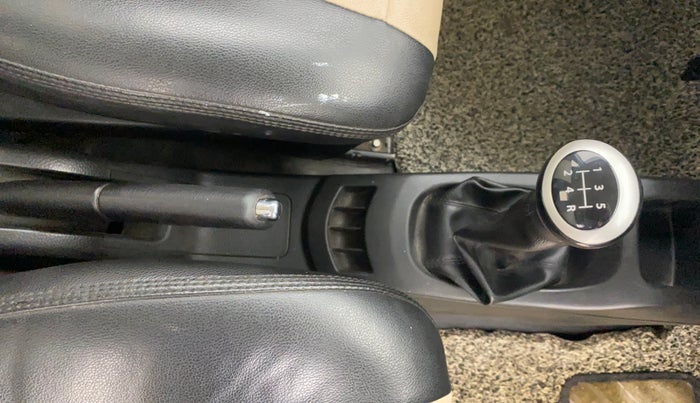 2018 Maruti Wagon R 1.0 VXI, CNG, Manual, 67,671 km, Gear Lever