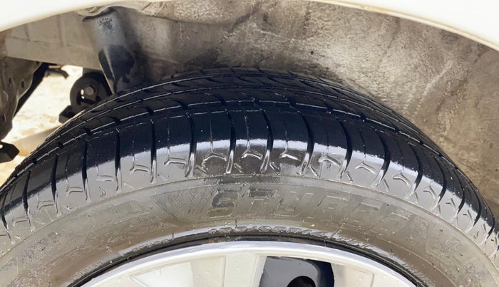2018 Maruti Wagon R 1.0 VXI, CNG, Manual, 67,671 km, Right Rear Tyre Tread