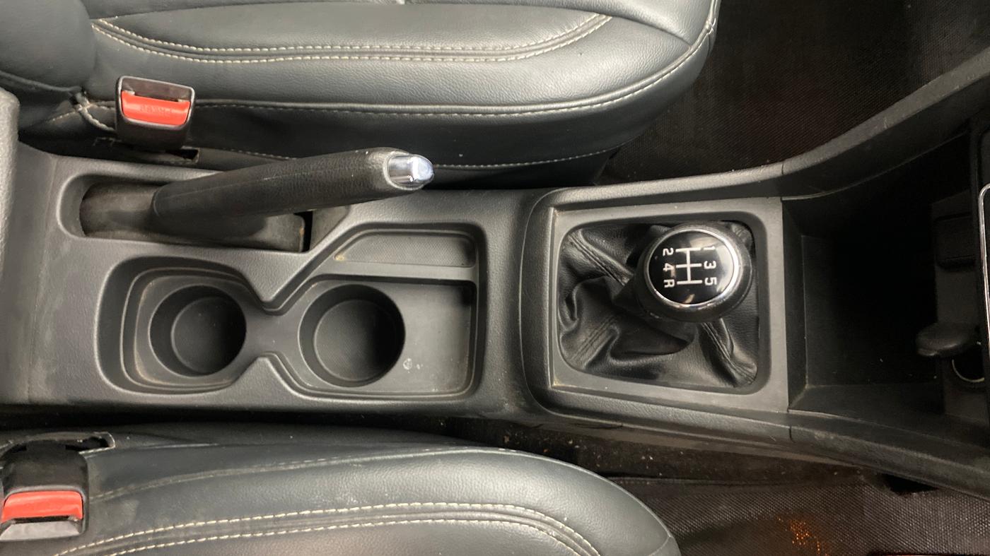 2016 Maruti Vitara Brezza ZDI PLUS, Diesel, Manual, 95,612 km, Gear Lever